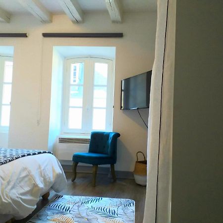 A La Grosse Armee - Dans Hotel Particulier, Hypercentre Avec Garage, Au Calme Бурж Екстер'єр фото